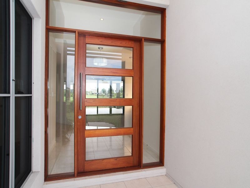 14 Vanillalily Close, Banksia Beach QLD 4507