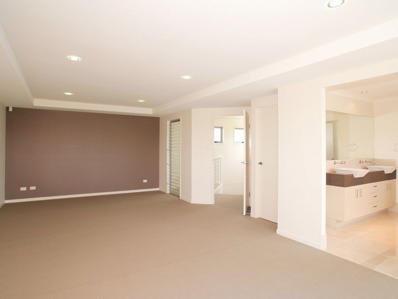 14 Vanillalily Close, Banksia Beach QLD 4507