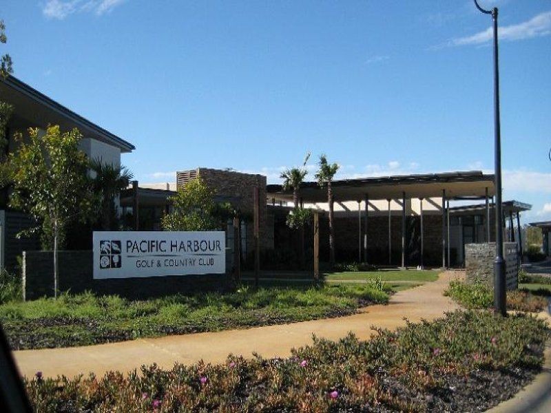 14 Vanillalily Close, Banksia Beach QLD 4507