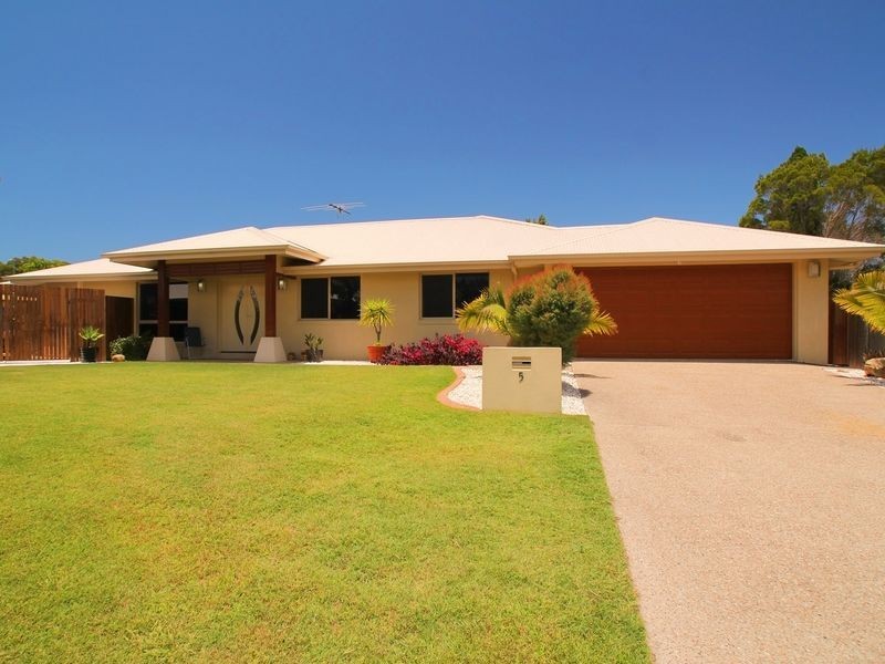 5 Sellens Court, Ningi QLD 4511