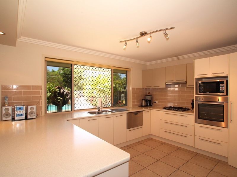 5 Sellens Court, Ningi QLD 4511