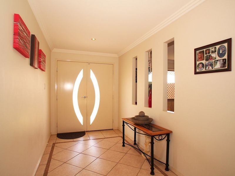 5 Sellens Court, Ningi QLD 4511
