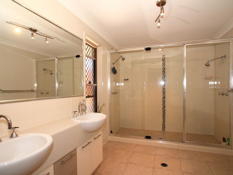 5 Sellens Court, Ningi QLD 4511