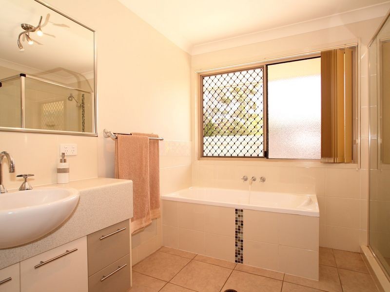5 Sellens Court, Ningi QLD 4511