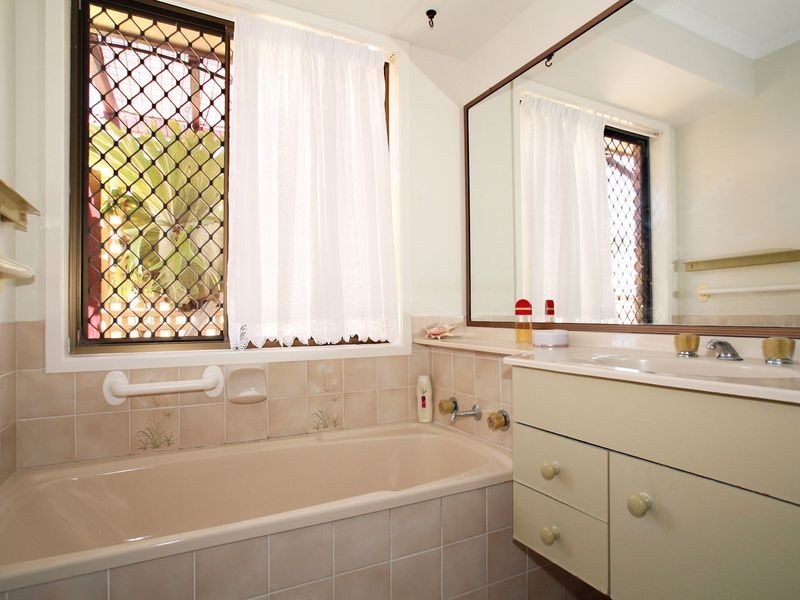 84 Campbell Street, Bribie Island QLD 4507