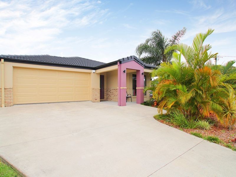 1 Adam Court, Beachmere QLD 4510