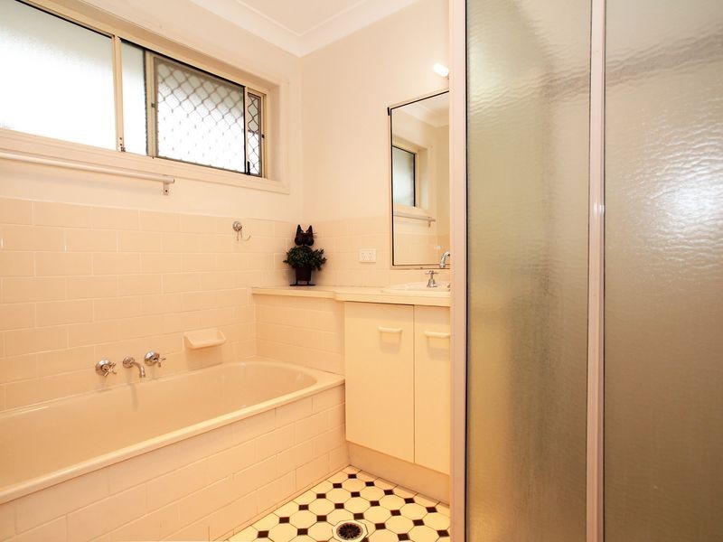 5 Jasmin Drive, Bongaree QLD 4507