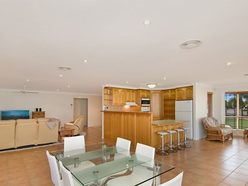 21 Tasman Court, Banksia Beach QLD 4507