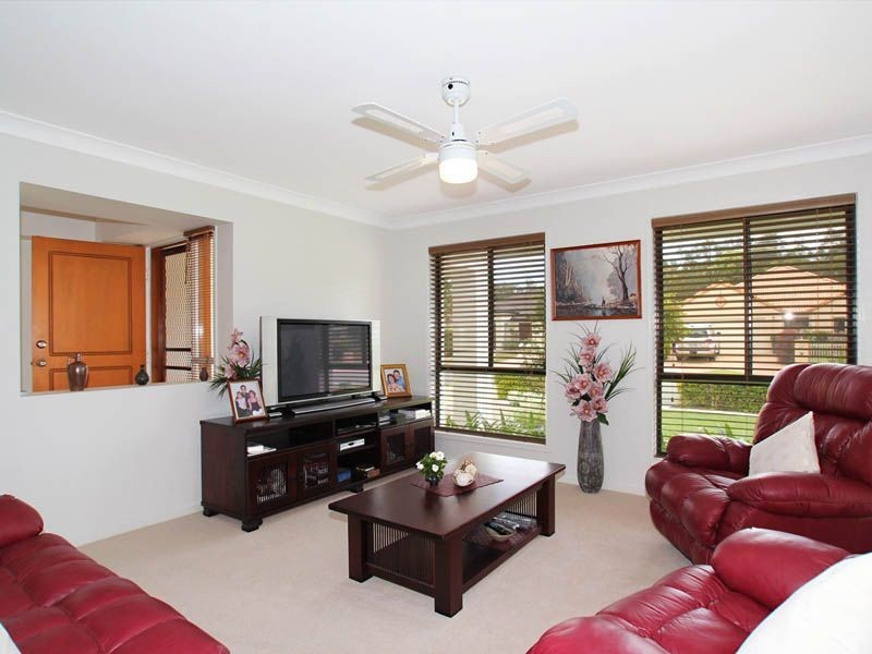 5 Albatross Court, Banksia Beach QLD 4507