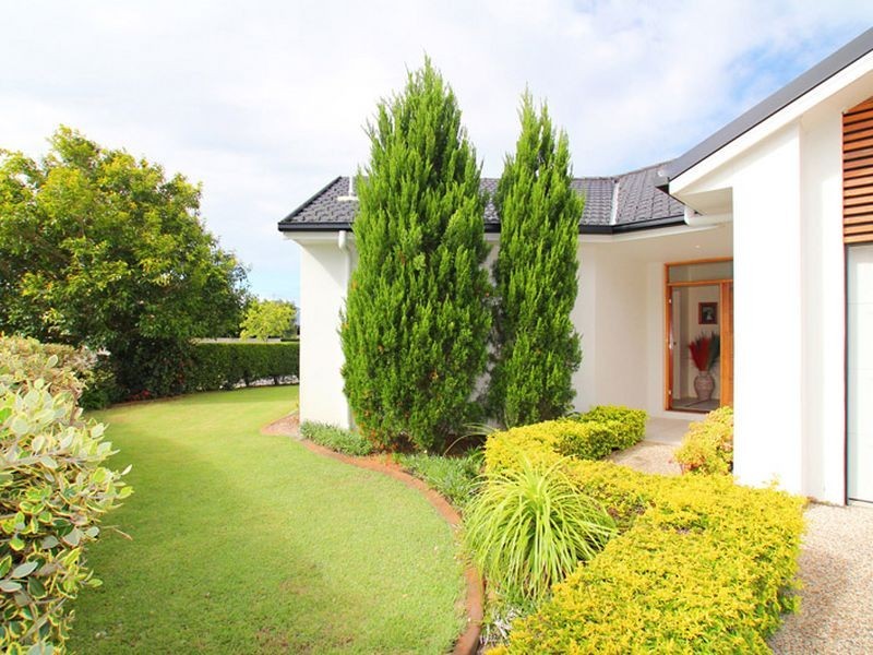 19 Kakadu Circuit, Banksia Beach QLD 4507