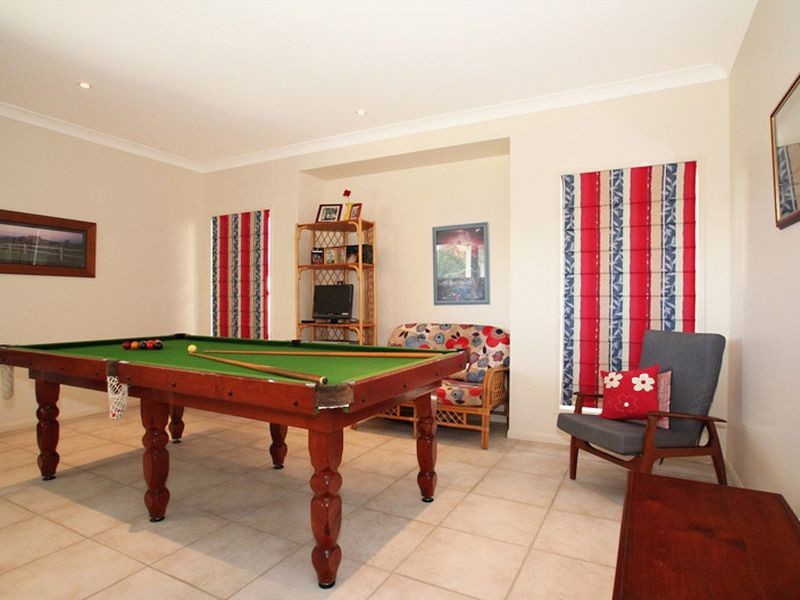 19 Kakadu Circuit, Banksia Beach QLD 4507