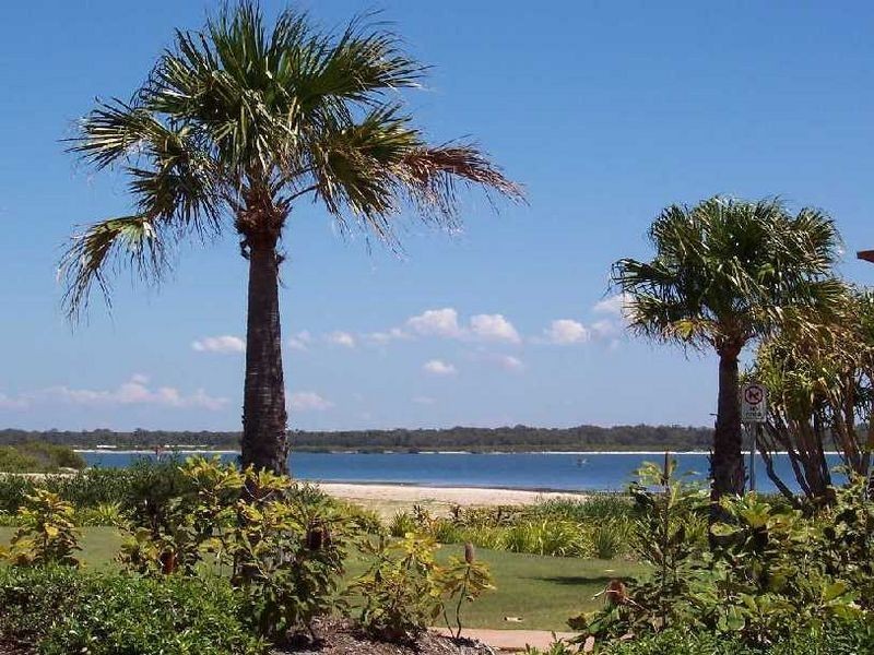 19 Kakadu Circuit, Banksia Beach QLD 4507