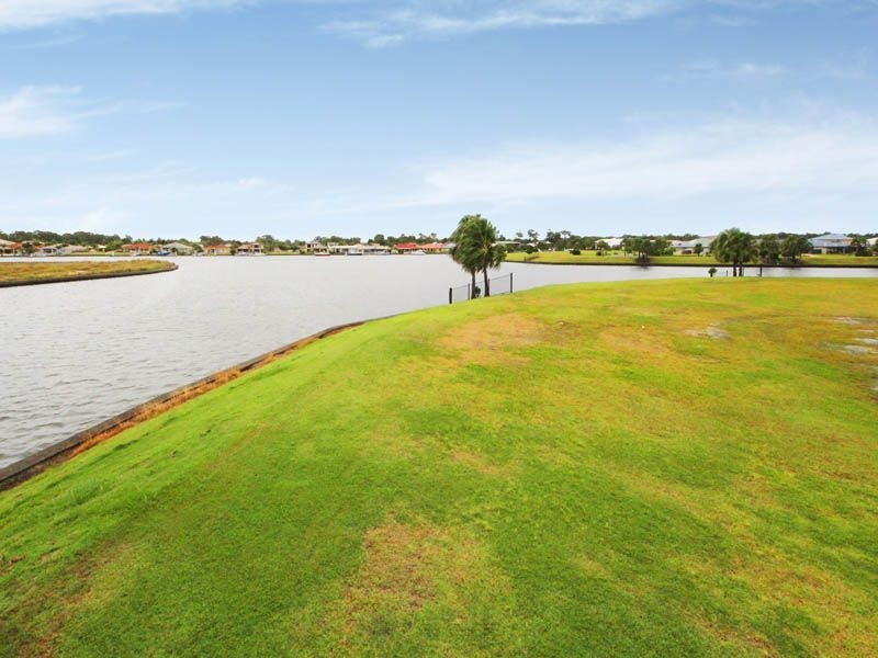 58 North Point, Banksia Beach QLD 4507