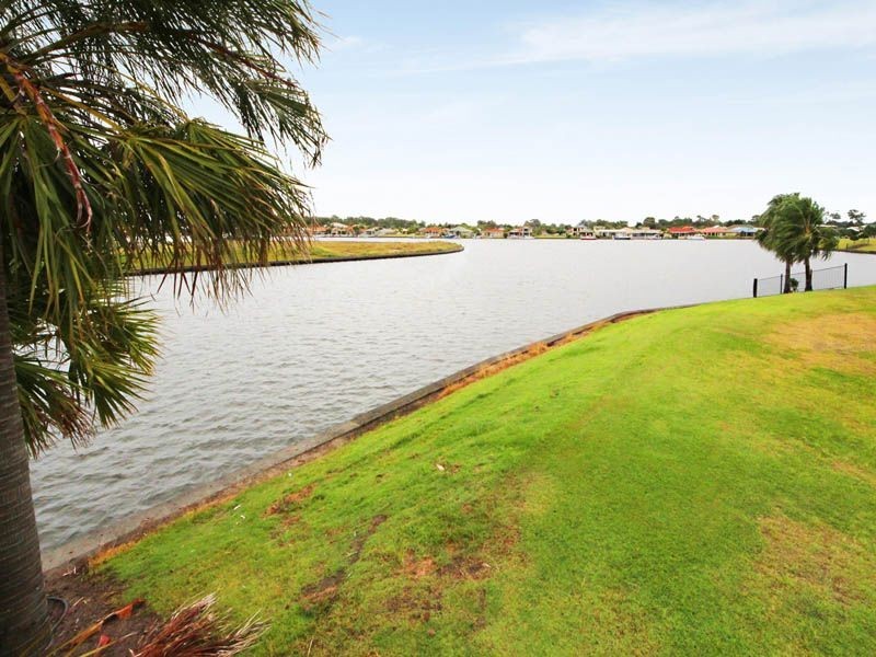 58 North Point, Banksia Beach QLD 4507