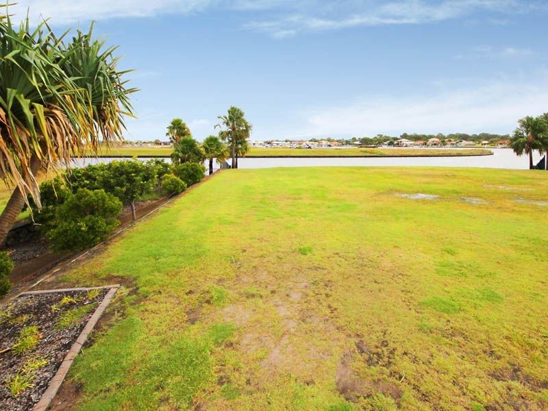 58 North Point, Banksia Beach QLD 4507
