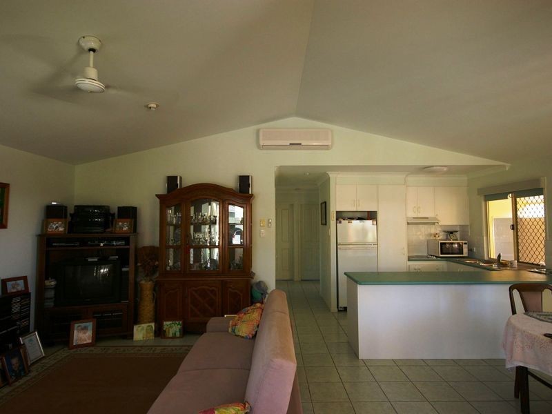 208/126 Cotterill Avenue, Bongaree QLD 4507