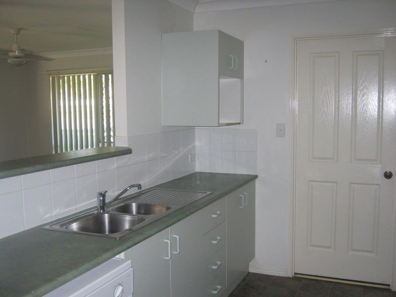 Sandstone Point QLD 4511