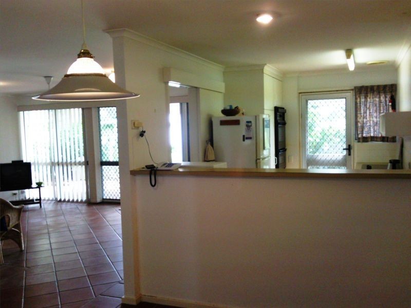 33B/10 Spinnaker Drive, Sandstone Point QLD 4511