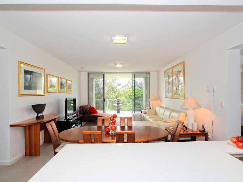 8/8 Spinnaker Drive, Sandstone Point QLD 4511