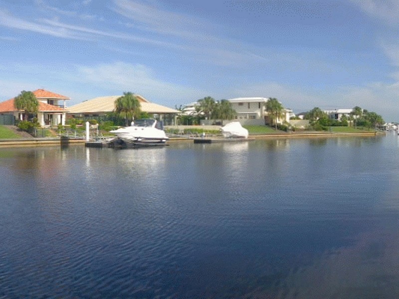 84 Raptor Parade, Banksia Beach QLD 4507
