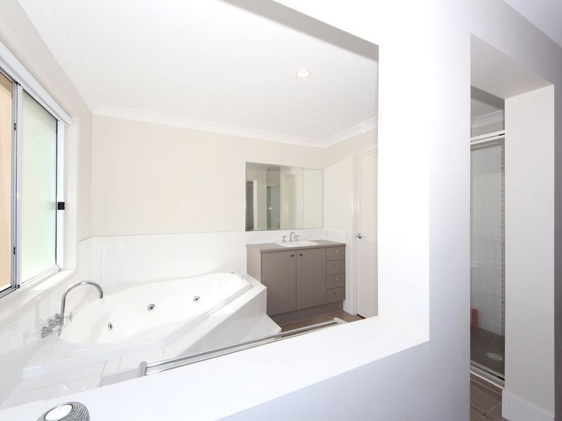 1/55 Marina Boulevard, Banksia Beach QLD 4507