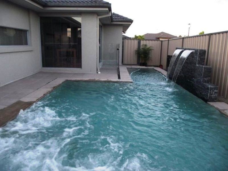 12 The Landing, Banksia Beach QLD 4507