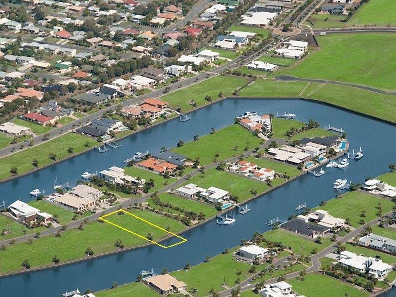 18 The Promontory, Banksia Beach QLD 4507