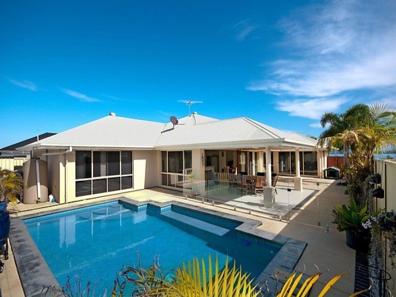 5 Oriole Close, Banksia Beach QLD 4507
