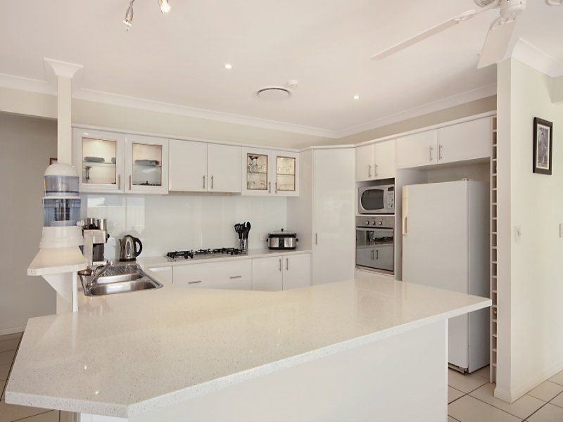 5 Oriole Close, Banksia Beach QLD 4507