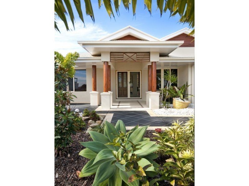 5 Oriole Close, Banksia Beach QLD 4507