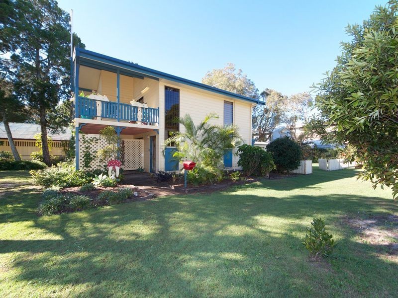 12 Charlotte Avenue, Bongaree QLD 4507