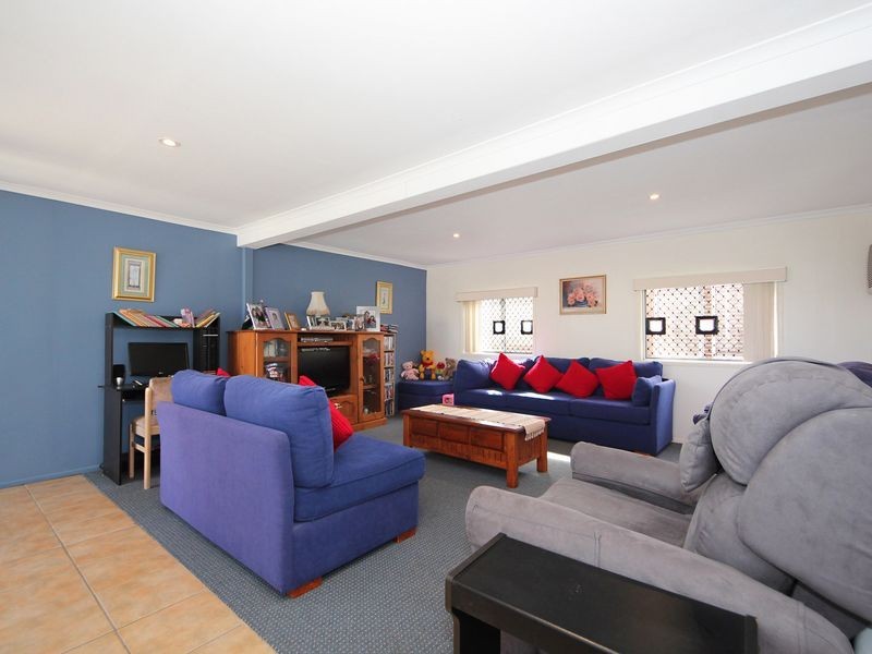 102 Elkhorn Avenue, Bellara QLD 4507