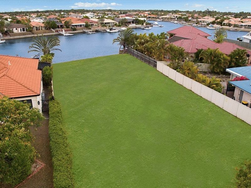 55 Voyagers Drive, Banksia Beach QLD 4507