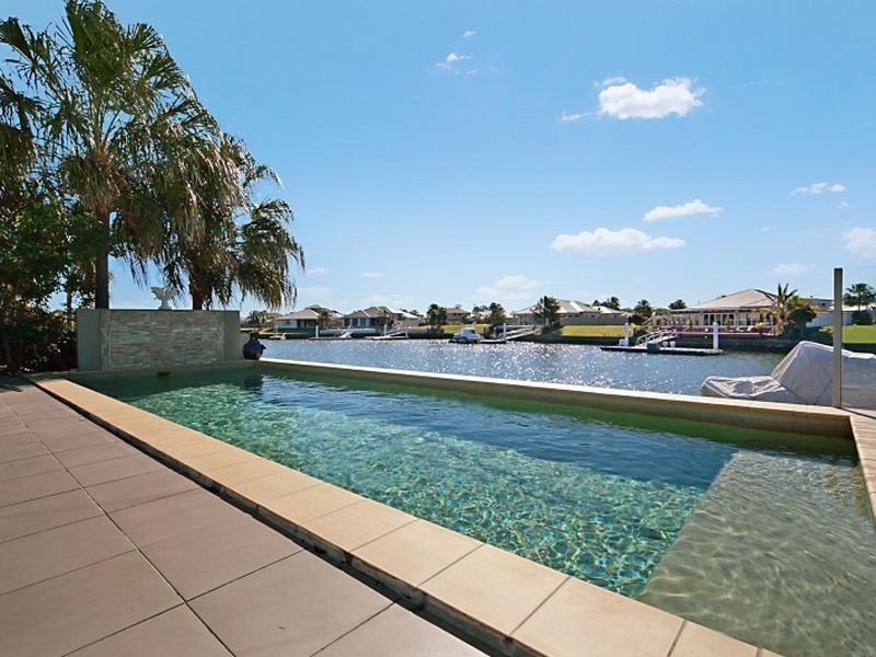 28 North Point, Banksia Beach QLD 4507
