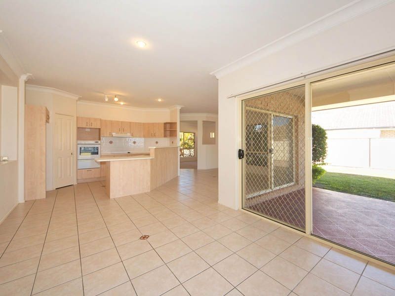 53 Headsail Drive, Banksia Beach QLD 4507
