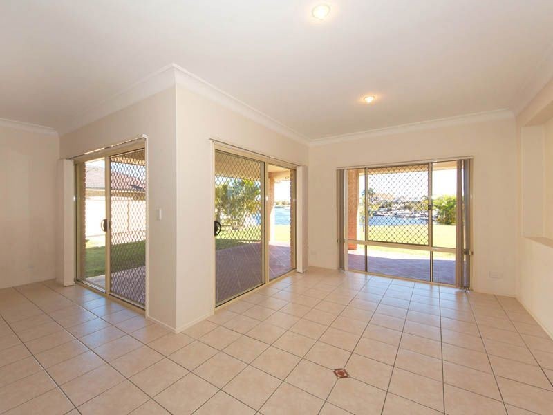 53 Headsail Drive, Banksia Beach QLD 4507
