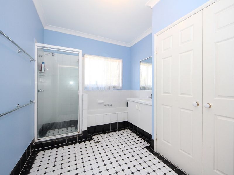 6 Morris Street (2 Taylor Street), Bongaree QLD 4507