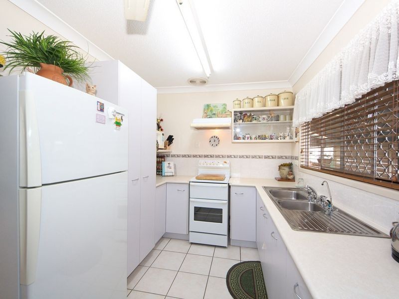 39 Palm Avenue, Bongaree QLD 4507