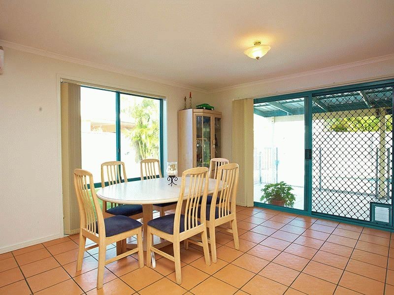 8 Voyagers Drive, Banksia Beach QLD 4507