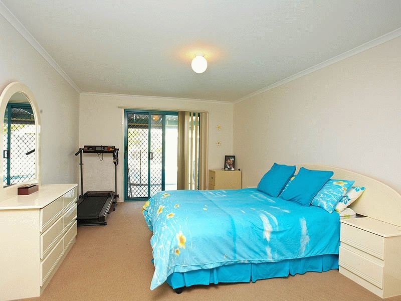 8 Voyagers Drive, Banksia Beach QLD 4507