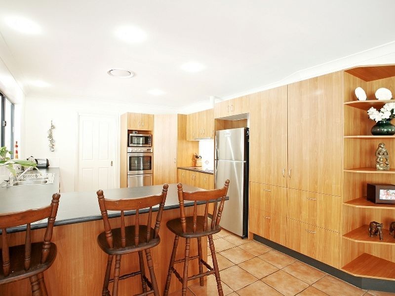 4 Albatross Court, Banksia Beach QLD 4507