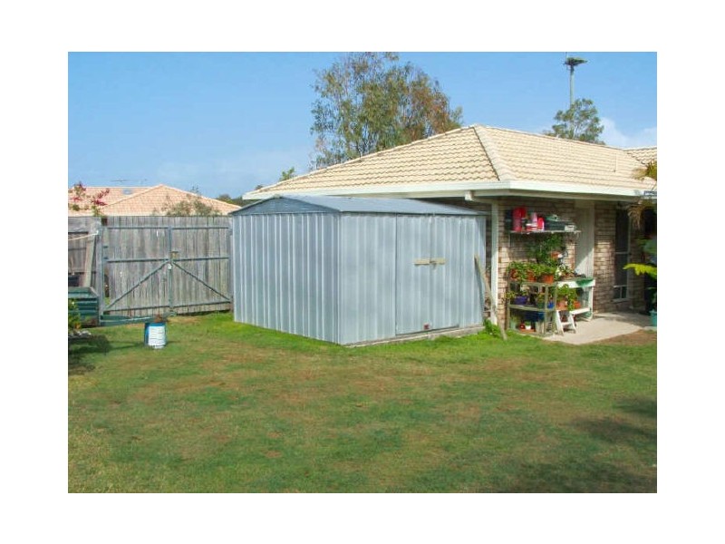 Sandstone Point QLD 4511