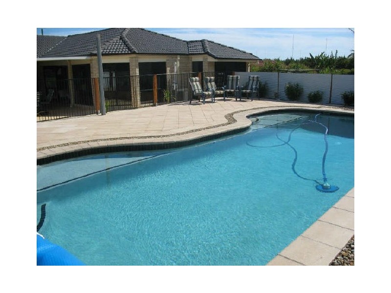 40 Wrenaus Way, Ningi QLD 4511