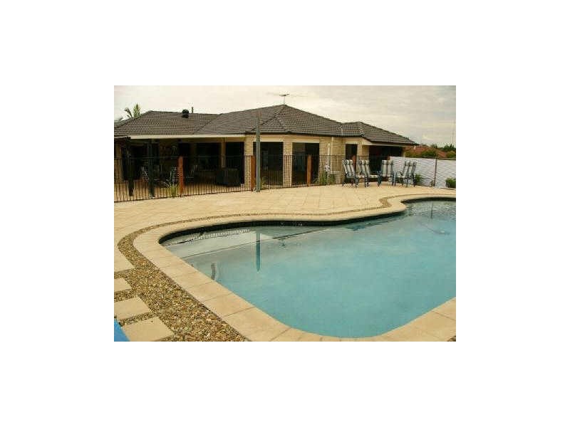 40 Wrenaus Way, Ningi QLD 4511