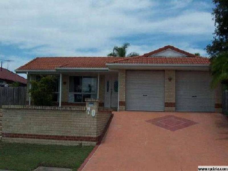 70 Avon Avenue, Banksia Beach QLD 4507