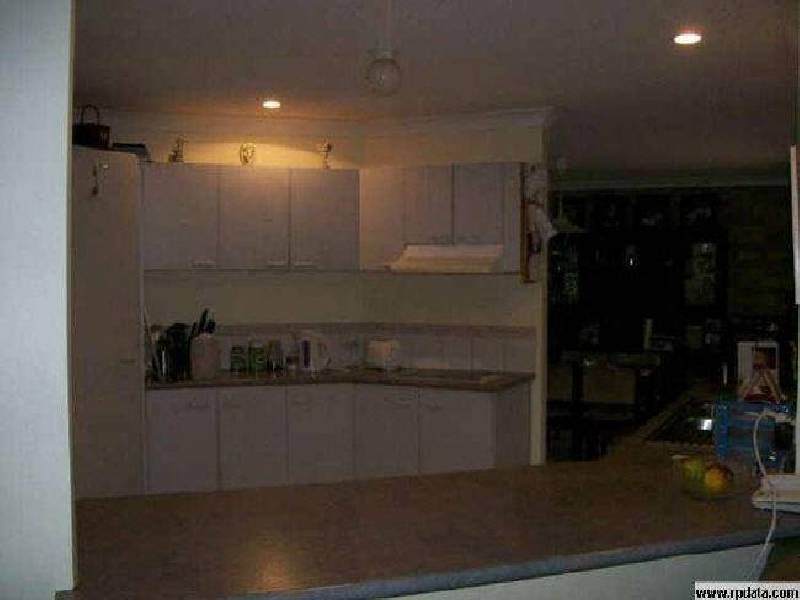 70 Avon Avenue, Banksia Beach QLD 4507