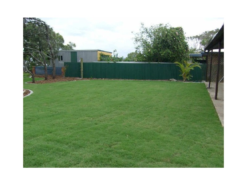 32 Bayside Drive, Beachmere QLD 4510