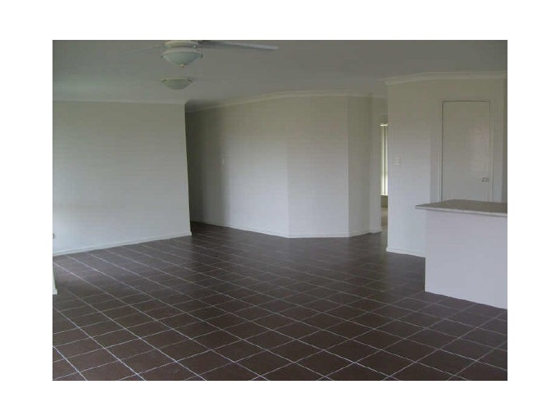 Sandstone Point QLD 4511