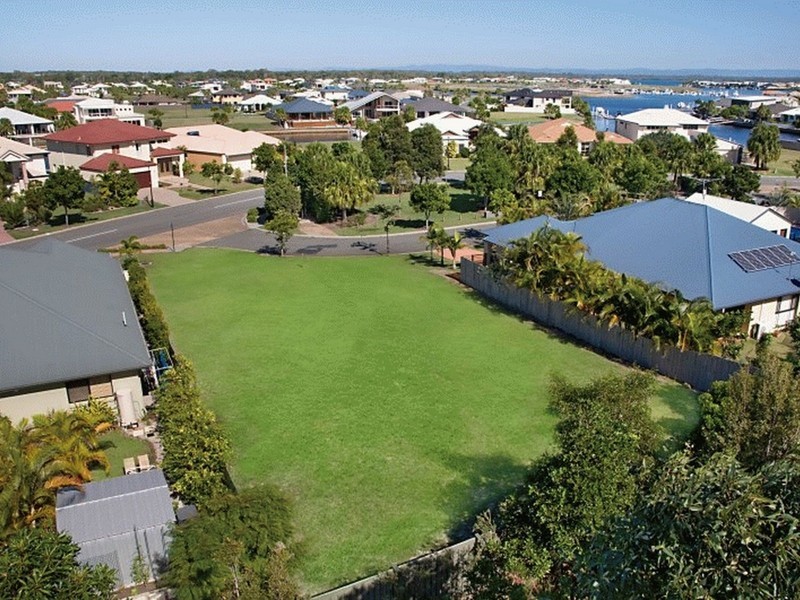 103 Cosmos Avenue, Banksia Beach QLD 4507