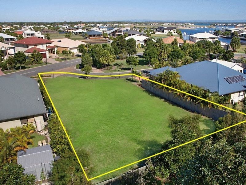 103 Cosmos Avenue, Banksia Beach QLD 4507